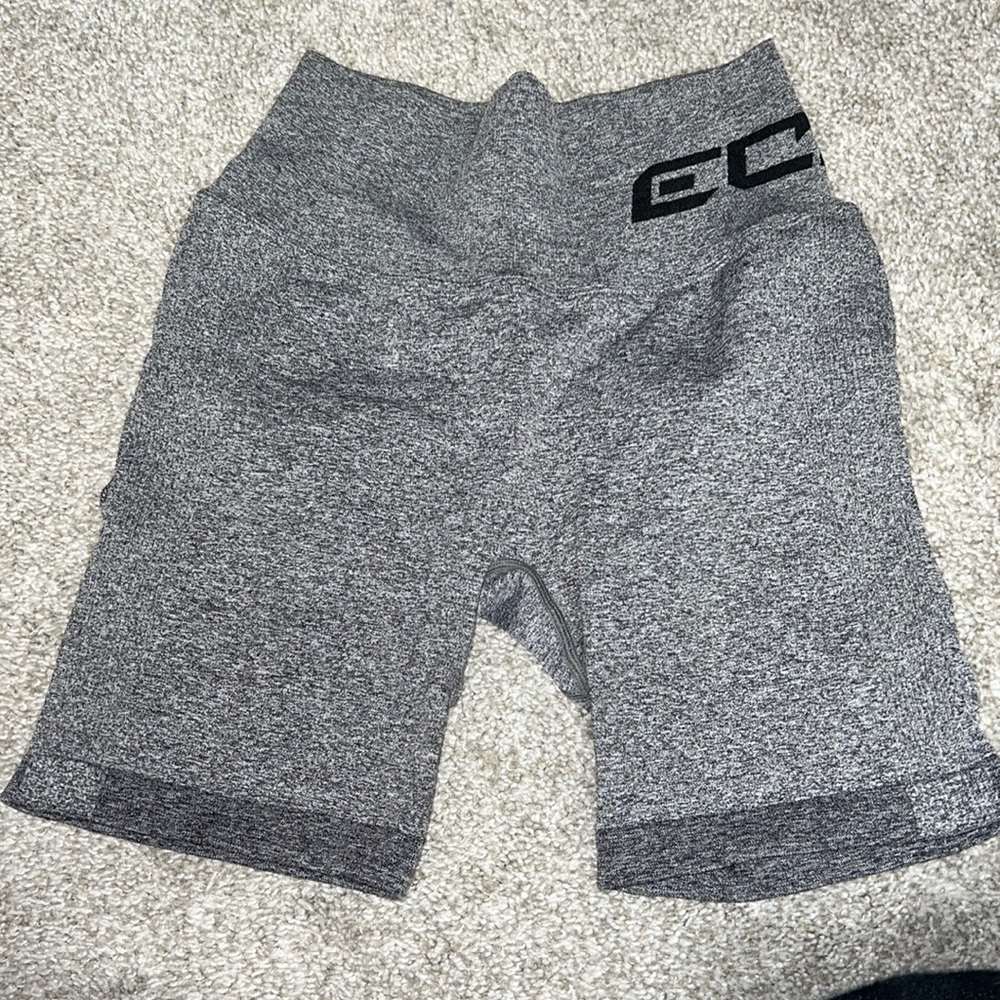 Butt scrunch shorts